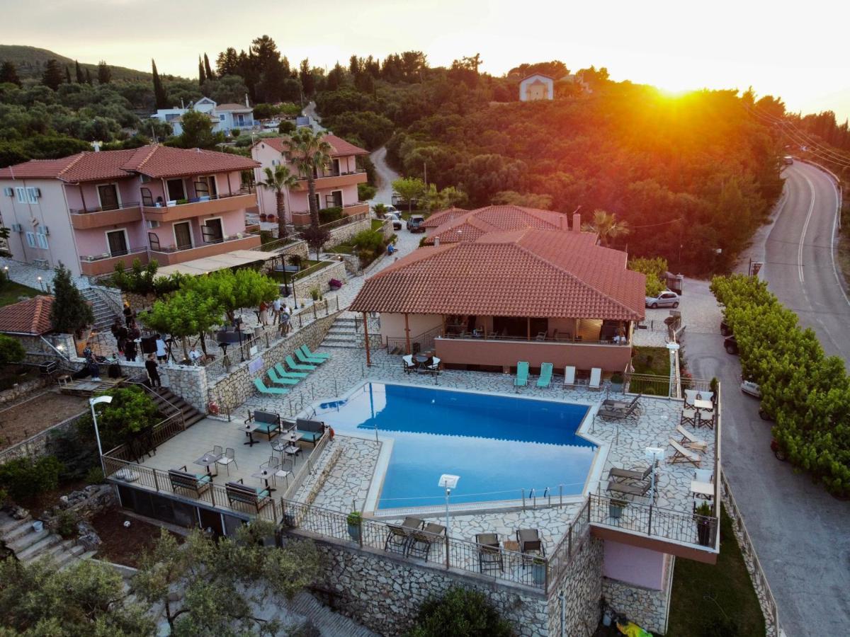 Semiramis Hotel Fríni Kültér fotó