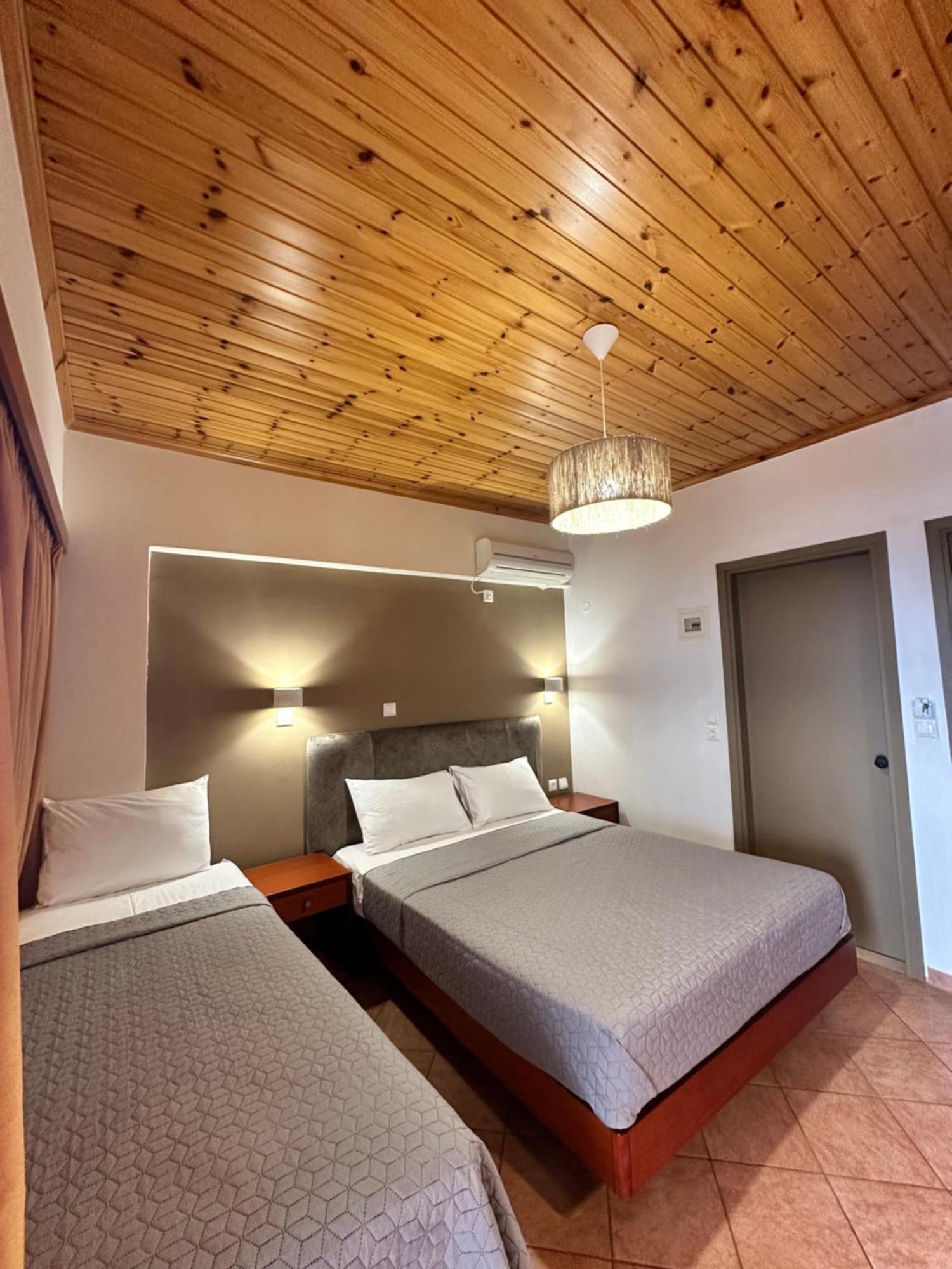 Semiramis Hotel Fríni Szoba fotó